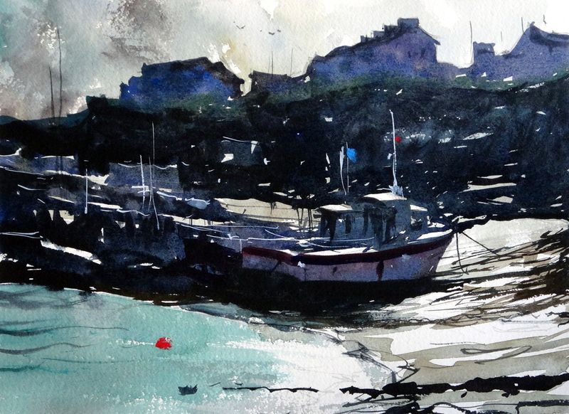 Newquay_harbour_boats_along_water_edge
